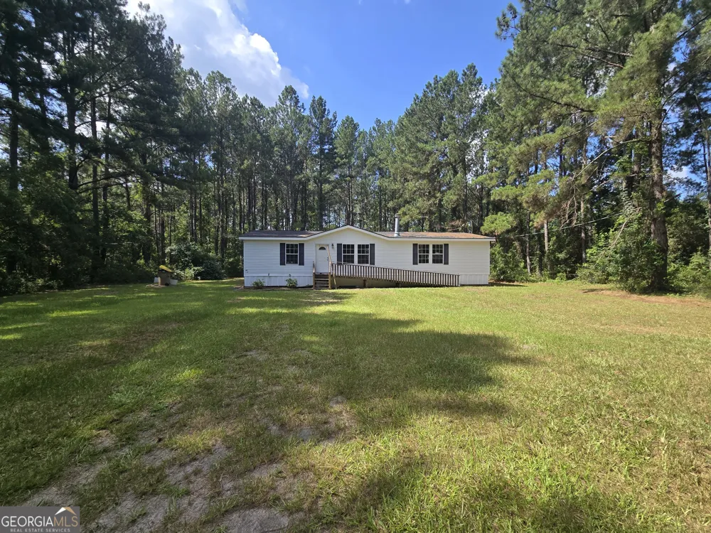110 Bird RD Springfield, GA 31329