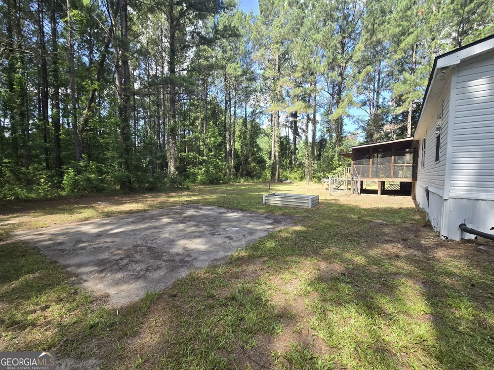 110 Bird RD Springfield, GA 31329