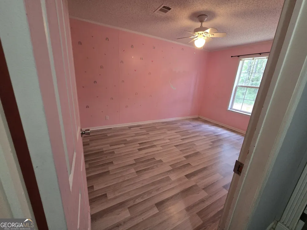 110 Bird RD Springfield, GA 31329