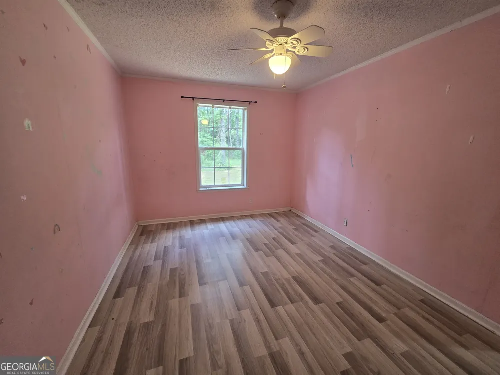 110 Bird RD Springfield, GA 31329