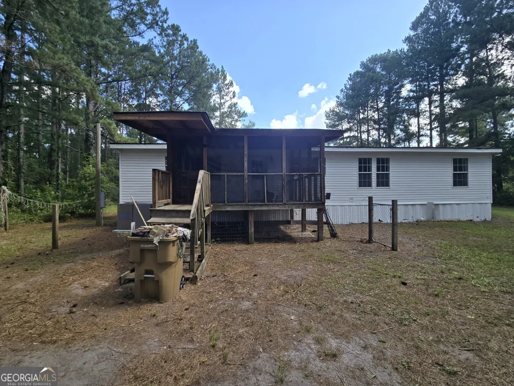 110 Bird RD Springfield, GA 31329