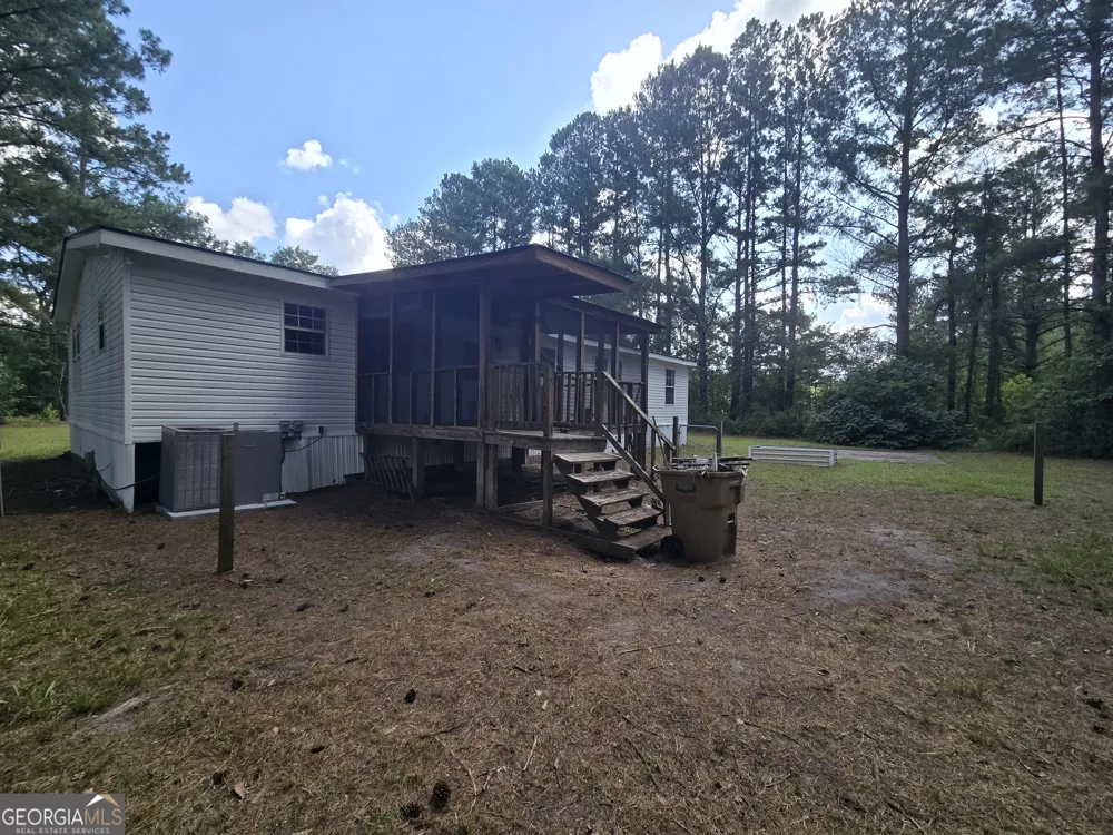 110 Bird RD Springfield, GA 31329