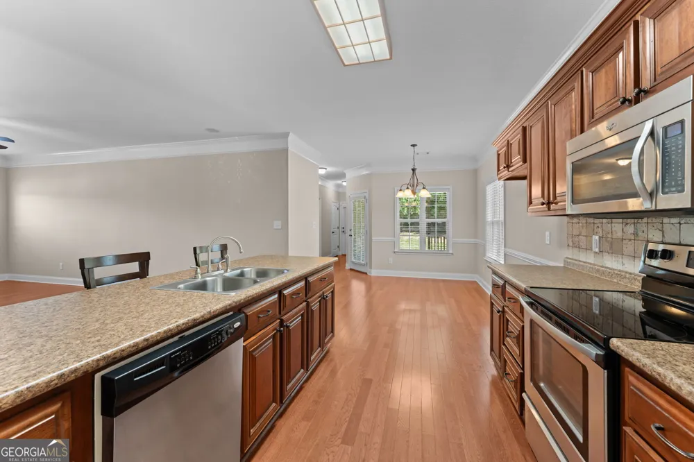 200 Lasso DR Warner Robins, GA 31088