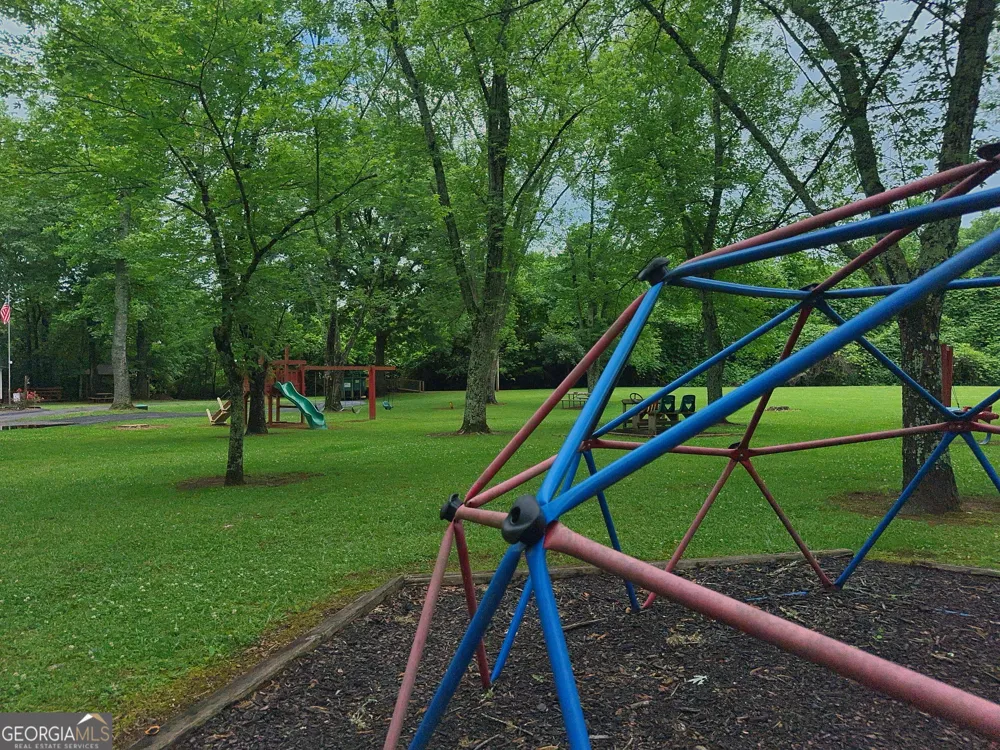 60 Park Vista DR Cleveland, GA 30528