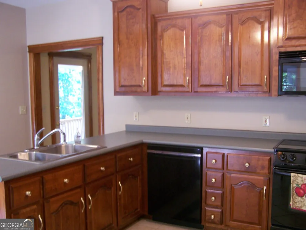 442 S Bethany RD Locust Grove, GA 30248