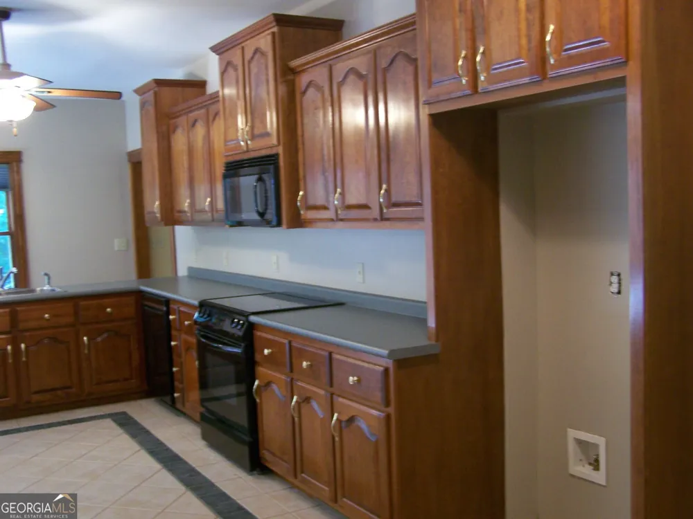 442 S Bethany RD Locust Grove, GA 30248
