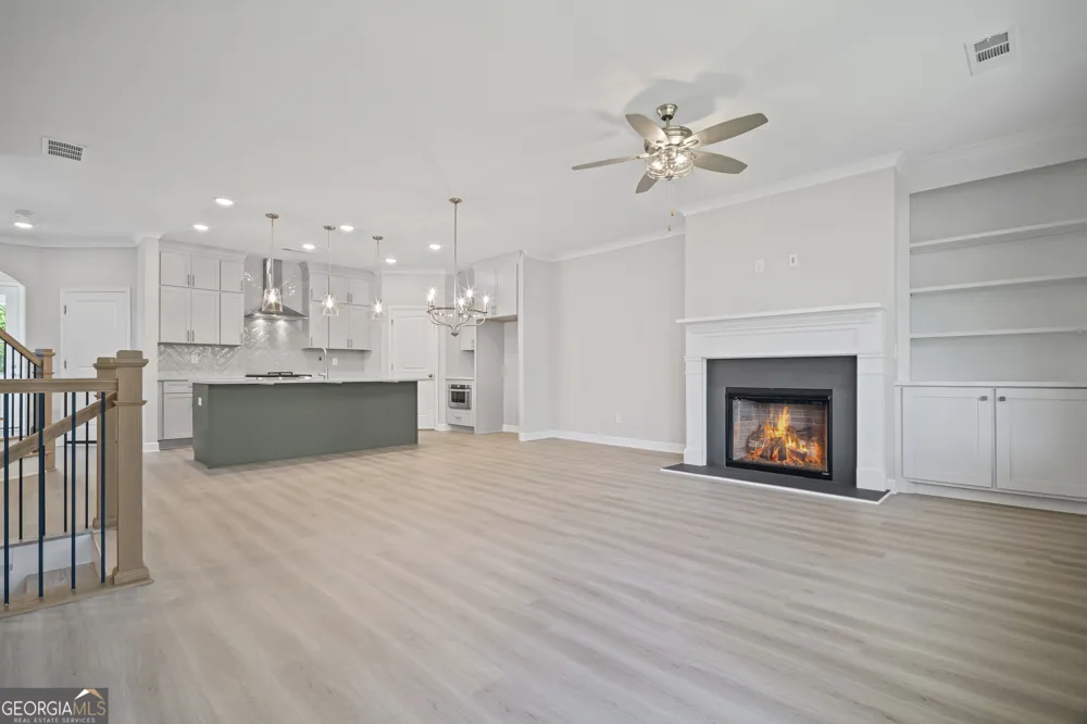 203 Retreat LN Canton, GA 30114