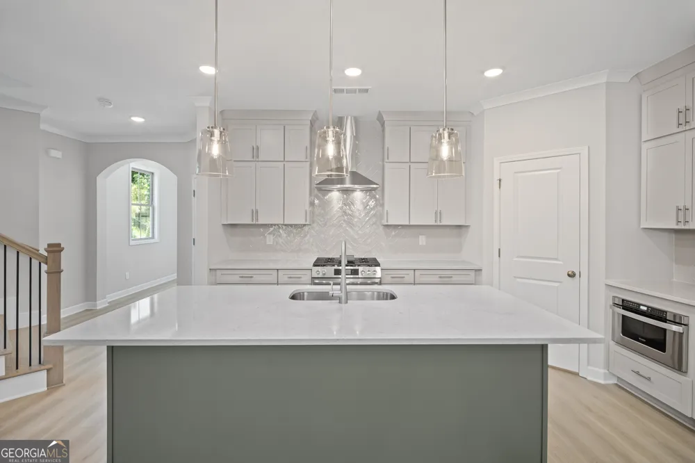203 Retreat LN Canton, GA 30114