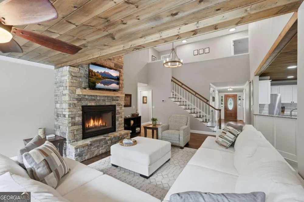 363 White Tail Ridge RD Jasper, GA 30143