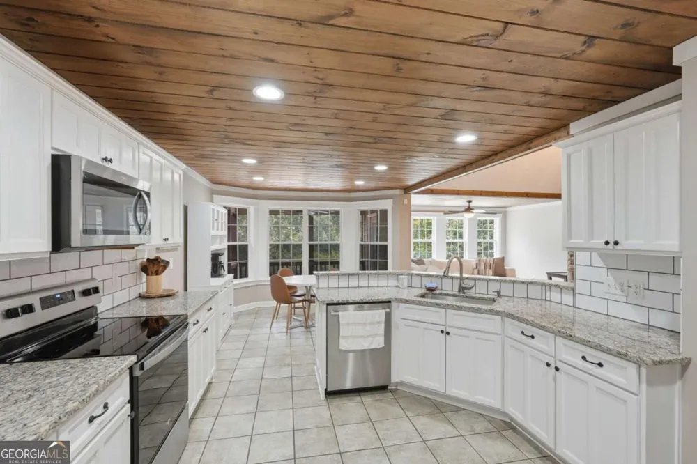 363 White Tail Ridge RD Jasper, GA 30143