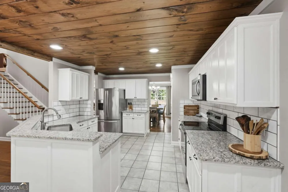 363 White Tail Ridge RD Jasper, GA 30143