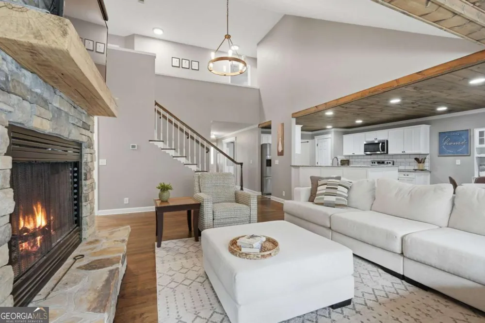 363 White Tail Ridge RD Jasper, GA 30143