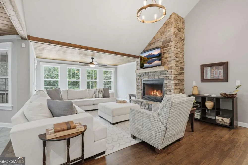 363 White Tail Ridge RD Jasper, GA 30143