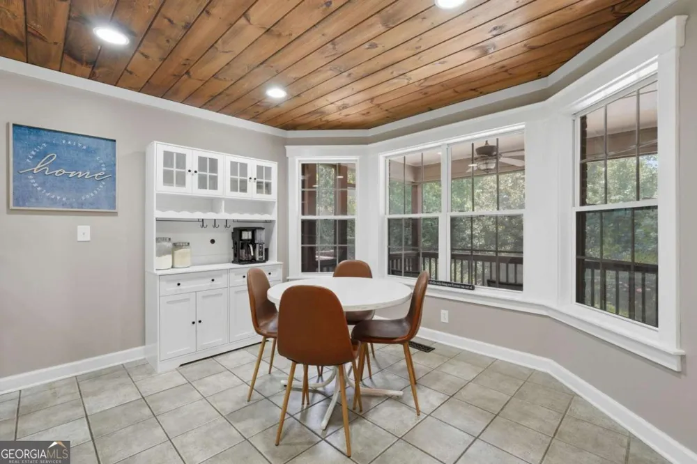 363 White Tail Ridge RD Jasper, GA 30143