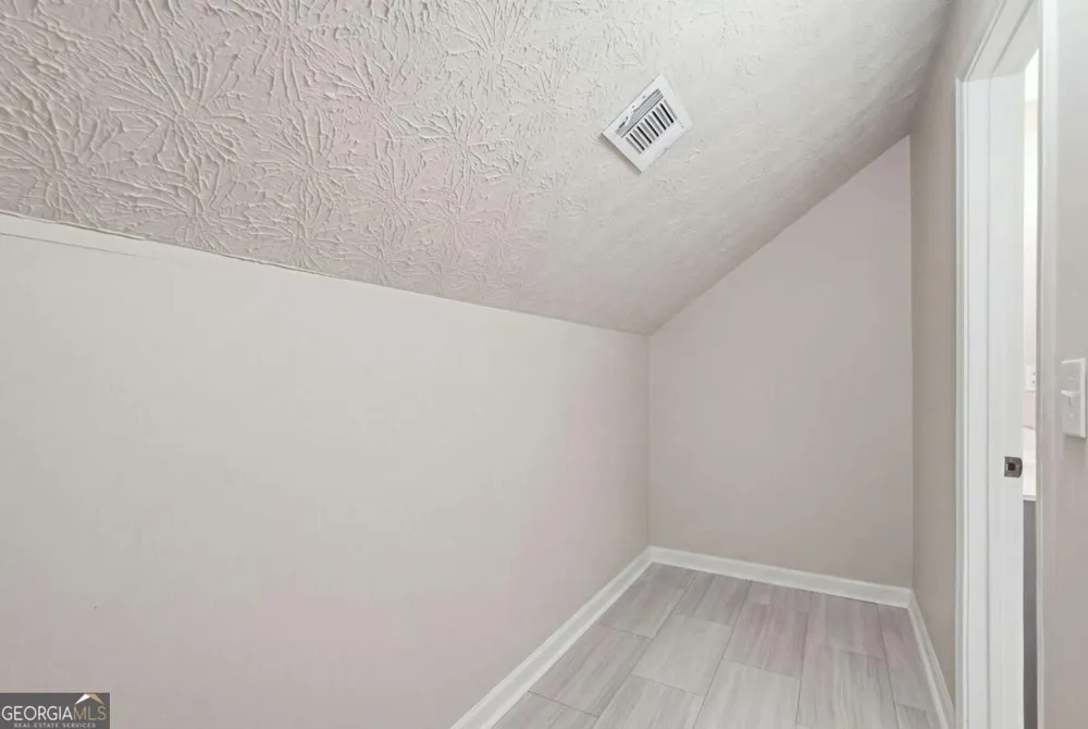 363 White Tail Ridge RD Jasper, GA 30143