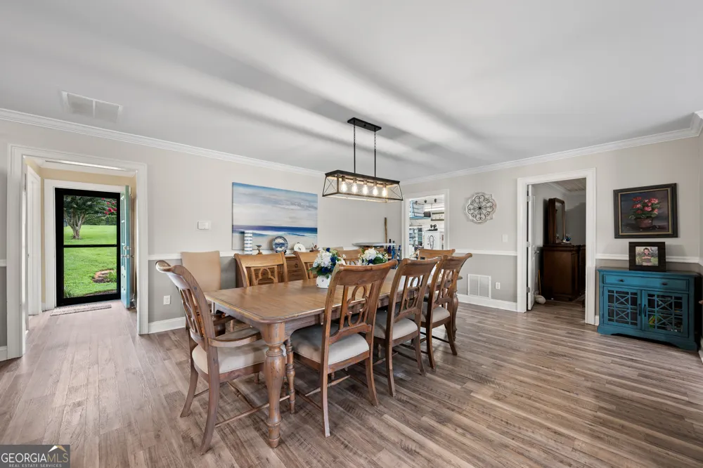276 Roberts Point RD Jackson, GA 30233
