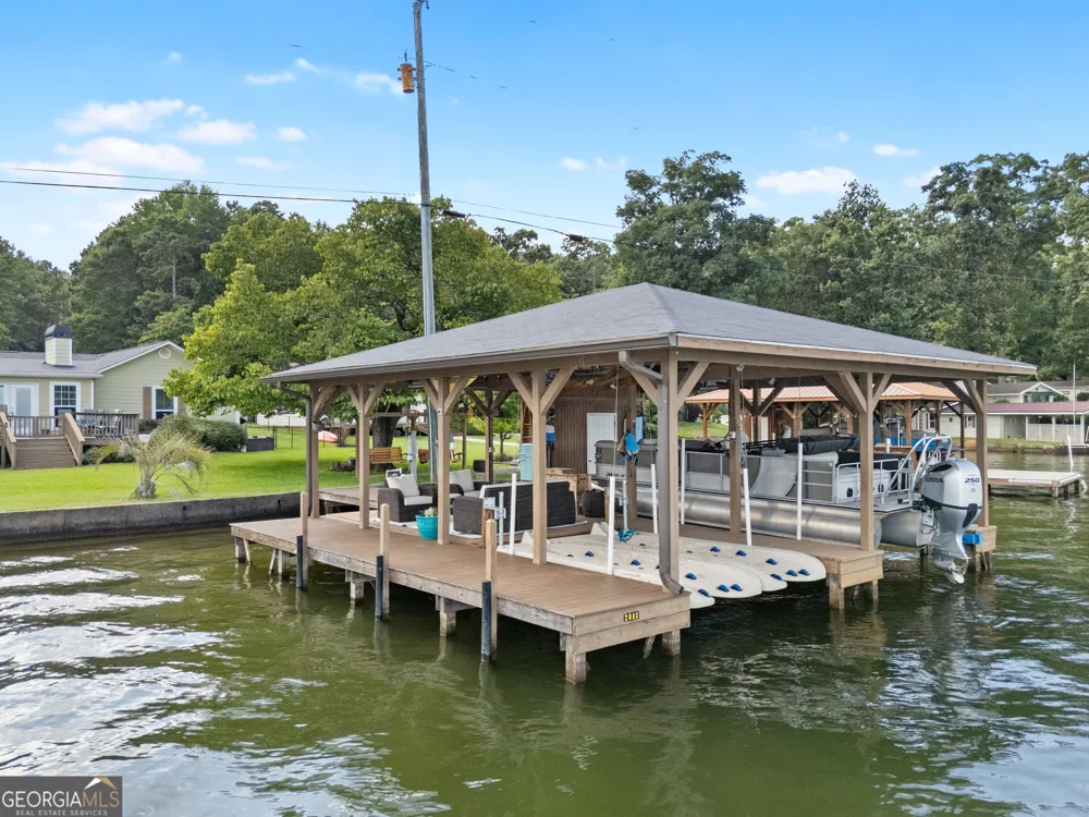 276 Roberts Point RD Jackson, GA 30233
