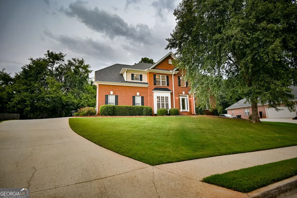 233 Thorn Berry Way Conyers, GA 30094