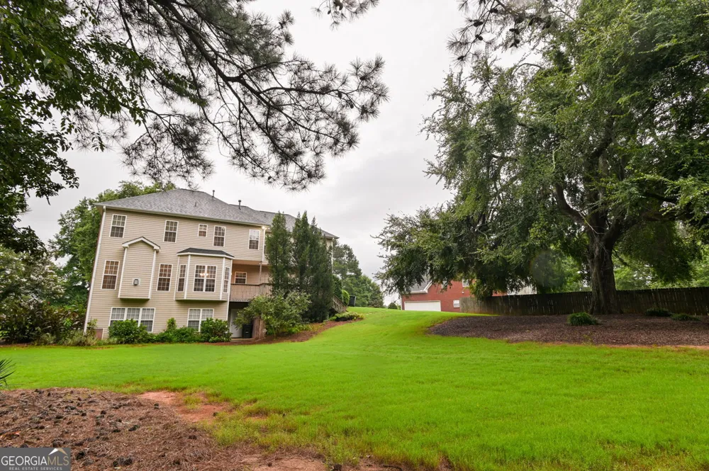 233 Thorn Berry Way Conyers, GA 30094