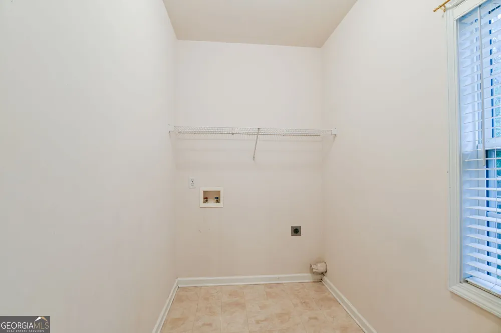 233 Thorn Berry Way Conyers, GA 30094