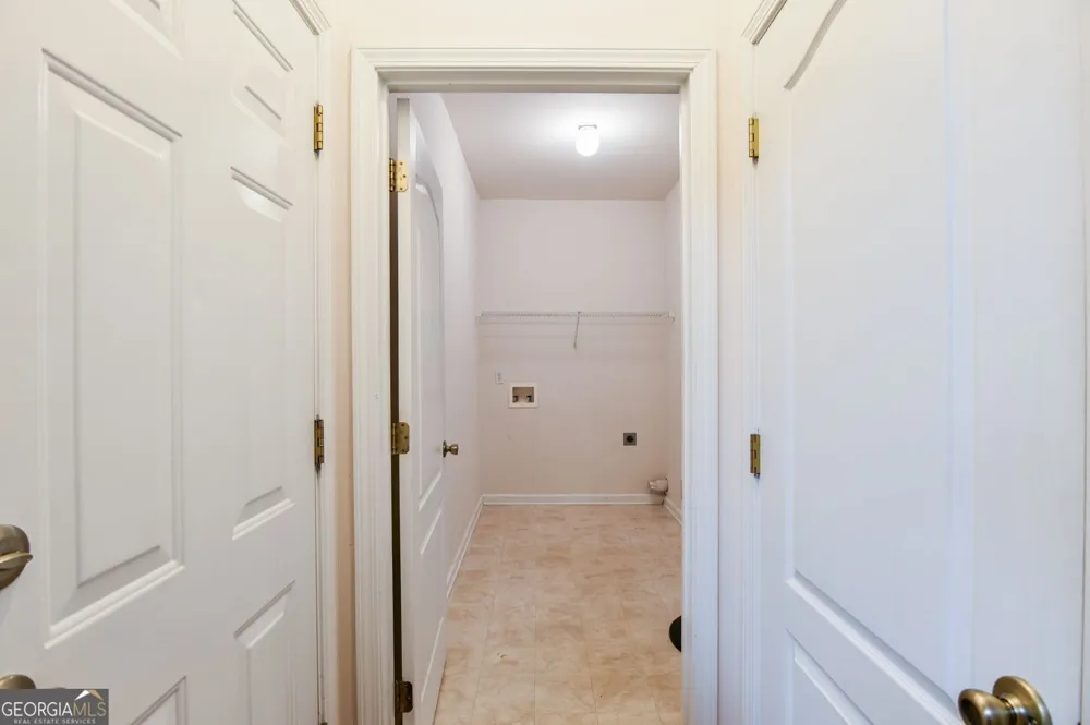 233 Thorn Berry Way Conyers, GA 30094