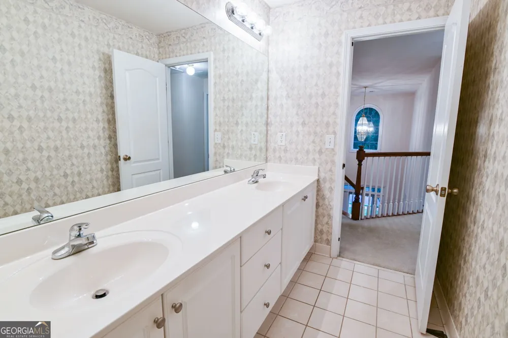 233 Thorn Berry Way Conyers, GA 30094