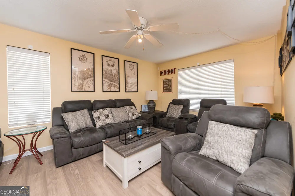 141 Stoneridge DR Warner Robins, GA 31088