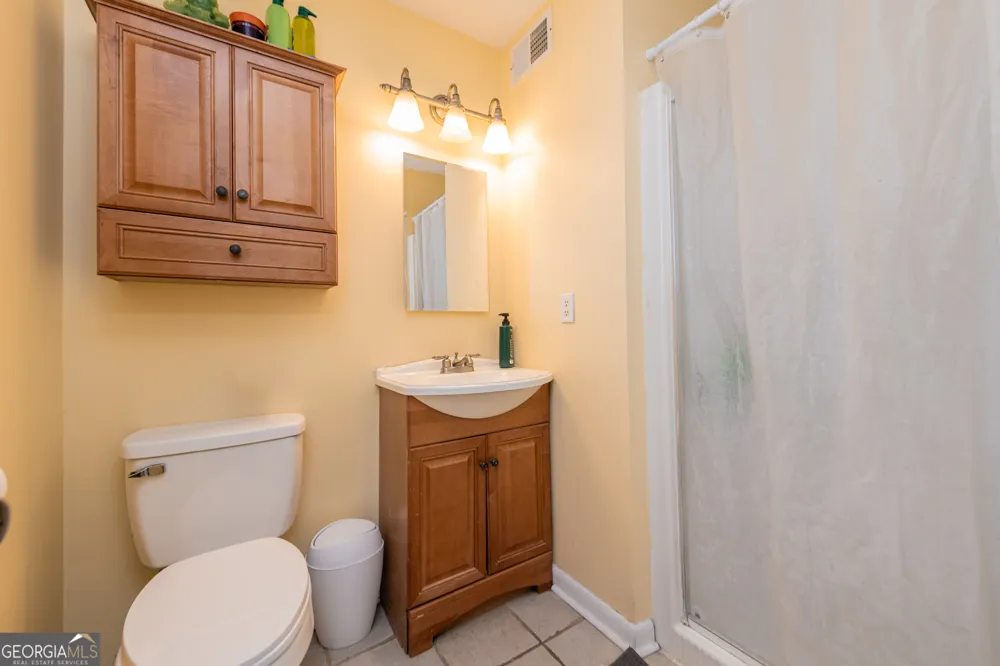 141 Stoneridge DR Warner Robins, GA 31088