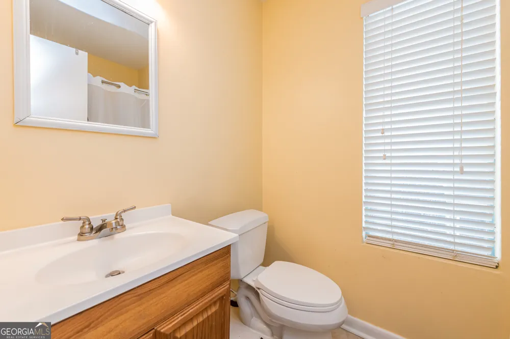 141 Stoneridge DR Warner Robins, GA 31088