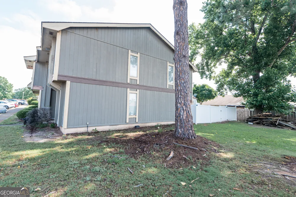 141 Stoneridge DR Warner Robins, GA 31088