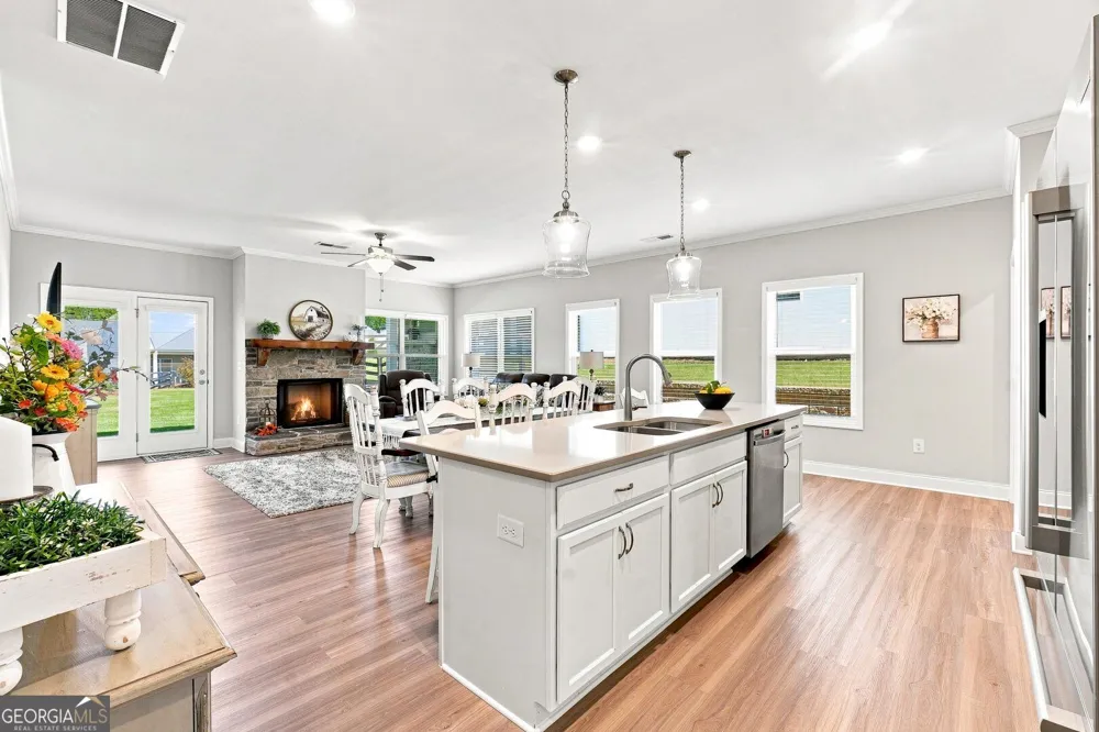 130 Heritage Pointe DR Villa Rica, GA 30180