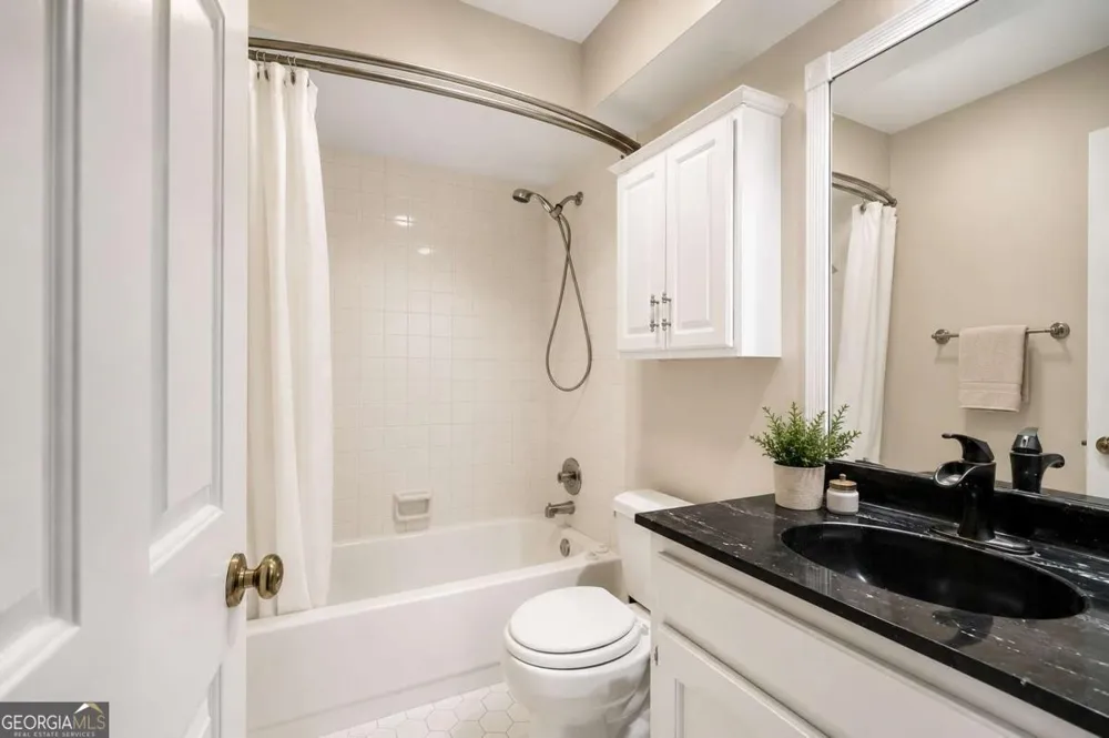 3800 Running Fox DR Marietta, GA 30062
