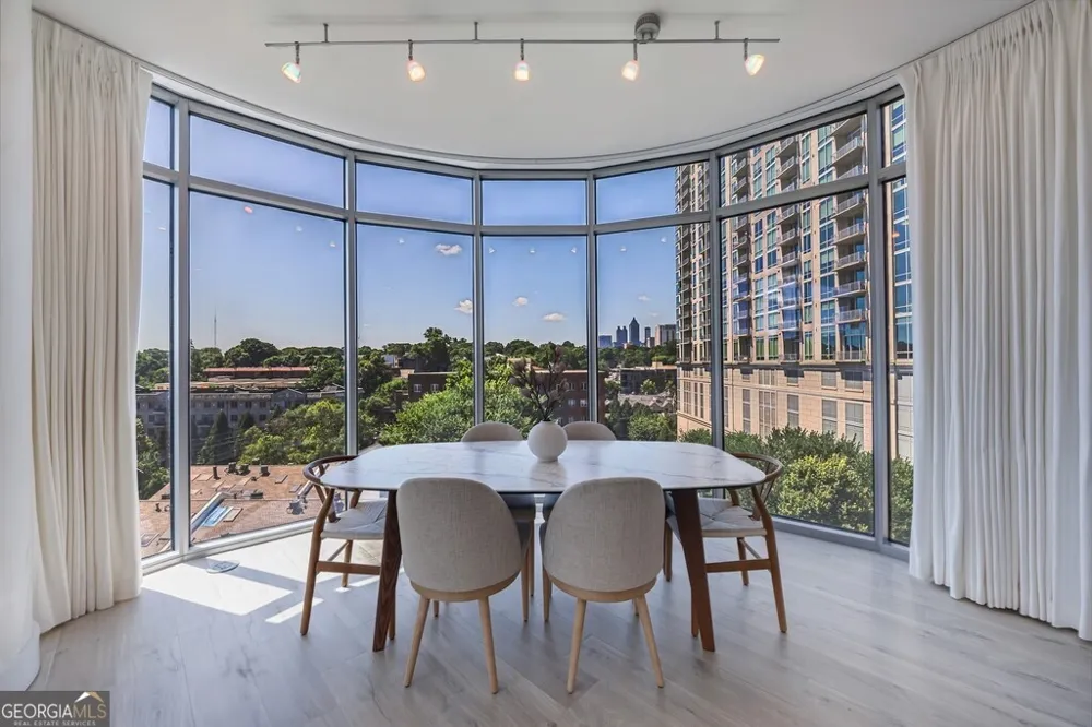 222 12th ST NE Atlanta, GA 30309
