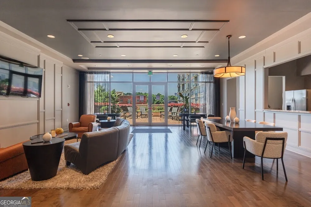 222 12th ST NE Atlanta, GA 30309