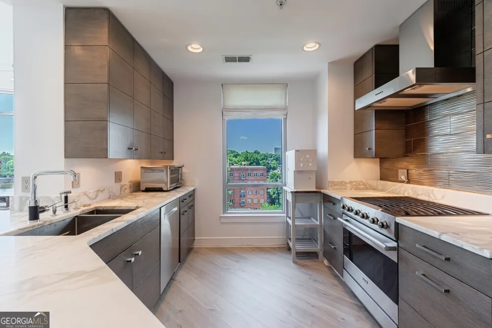 222 12th ST NE Atlanta, GA 30309