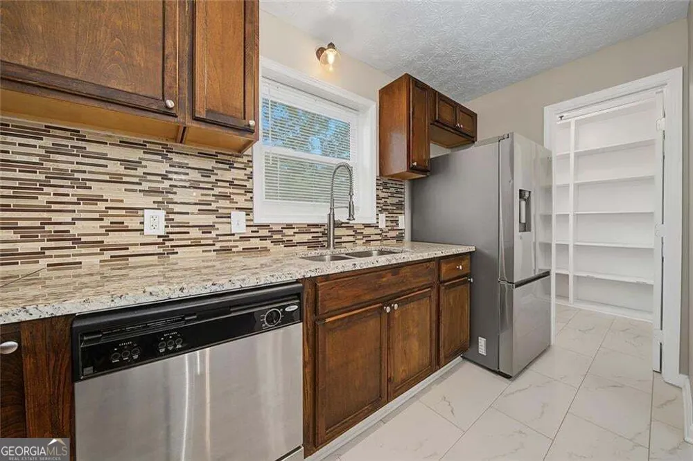 3202 Beaver DR Douglasville, GA 30135