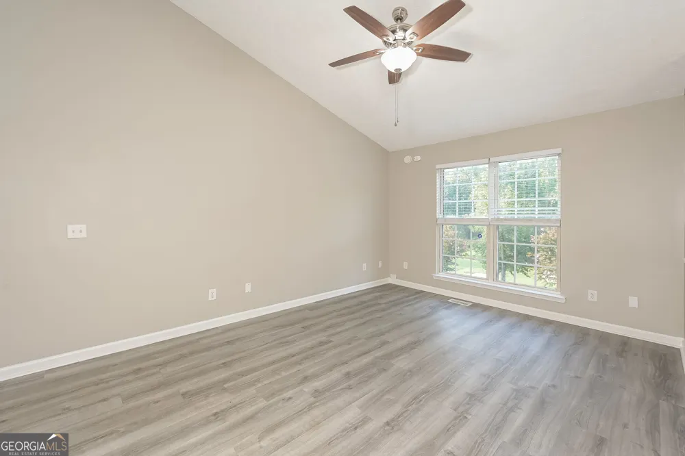 4139 Valley GLN Gainesville, GA 30507