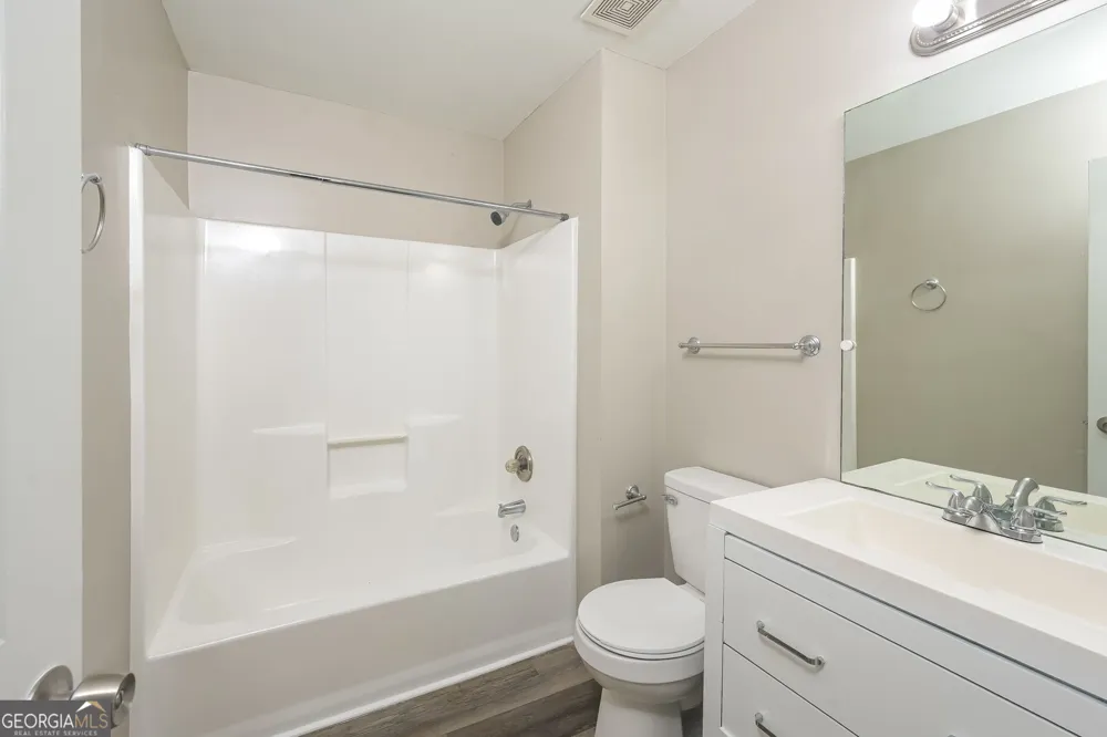 4139 Valley GLN Gainesville, GA 30507