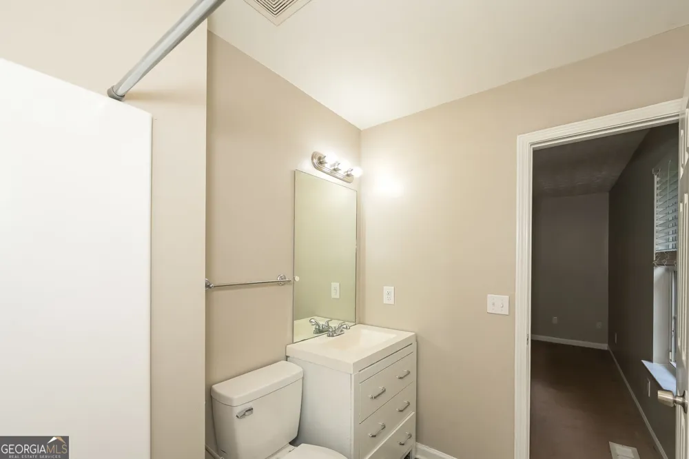 4139 Valley GLN Gainesville, GA 30507