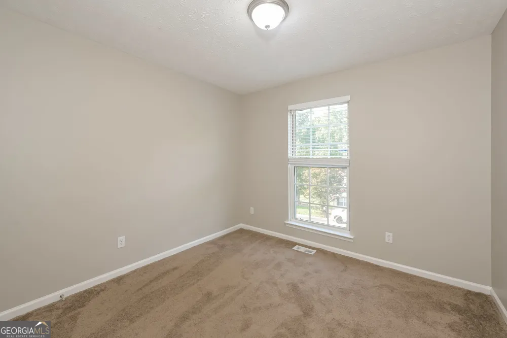 4139 Valley GLN Gainesville, GA 30507