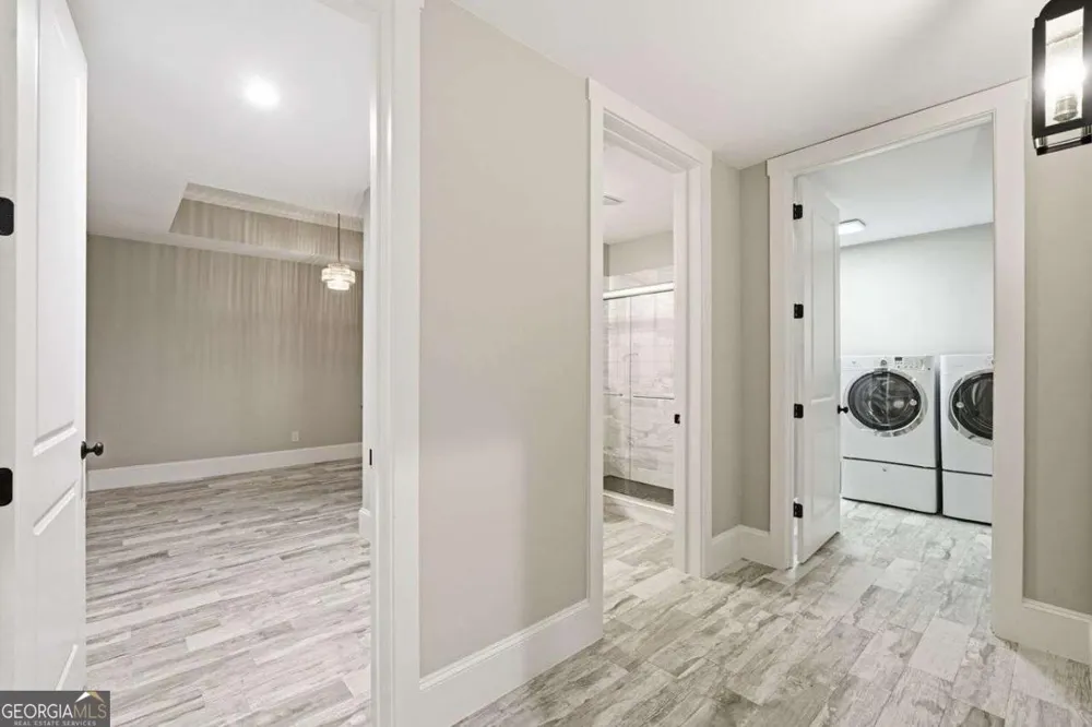 625 W Northway LN Sandy Springs, GA 30342
