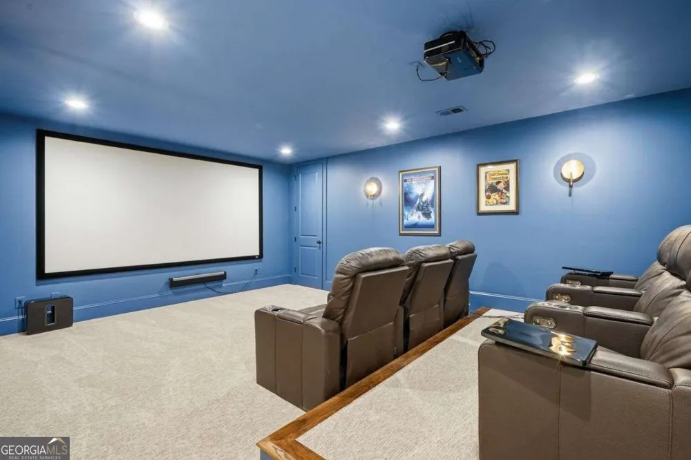 625 W Northway LN Sandy Springs, GA 30342
