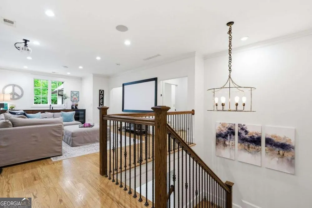 625 W Northway LN Sandy Springs, GA 30342