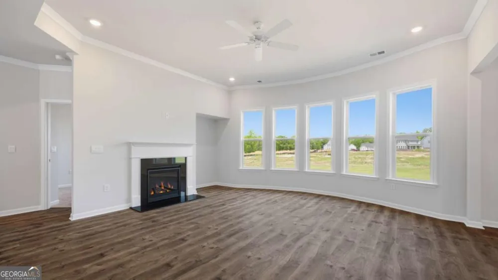 498 Beachview RD Hampton, GA 30228