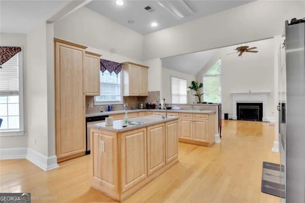 437 Grandiflora DR McDonough, GA 30253