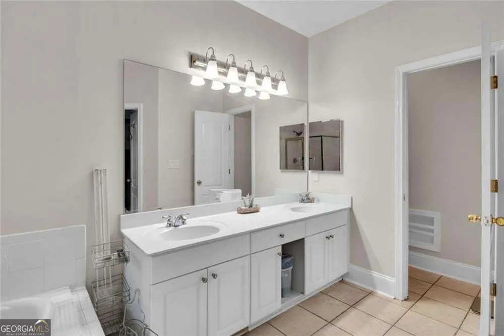 437 Grandiflora DR McDonough, GA 30253