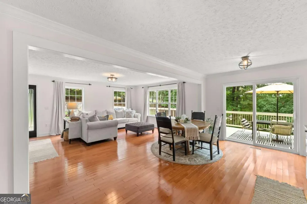 3448 Point View CIR Gainesville, GA 30506