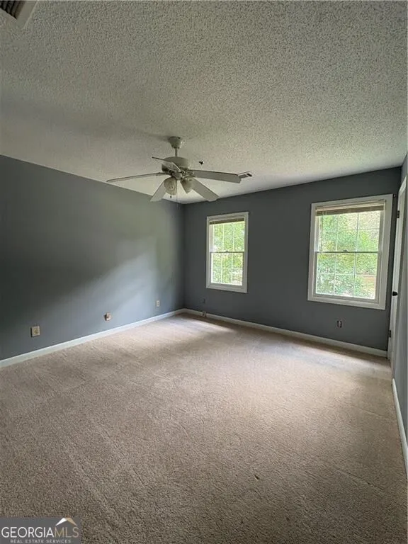 3728 Spring Leaf LN Acworth, GA 30101