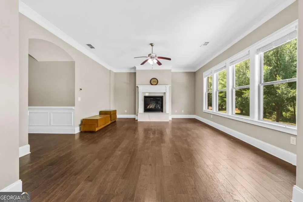 3760 Kentwood CT Suwanee, GA 30024