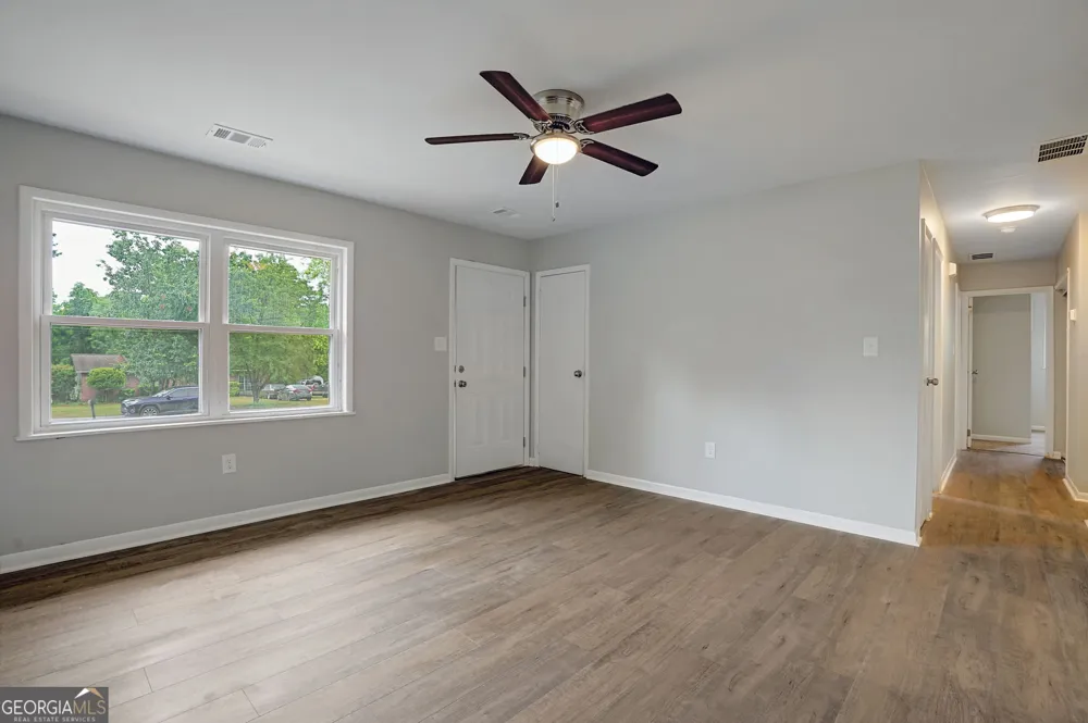 185 Berry DR Athens, GA 30601